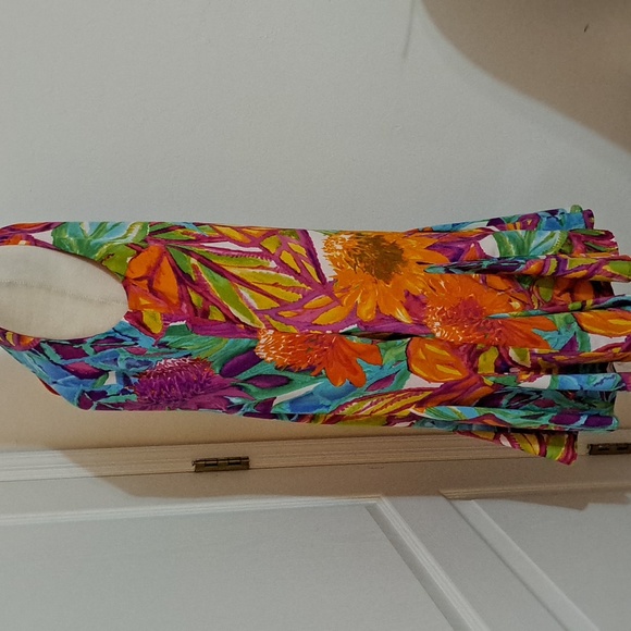 Ralph Lauren V Neck Drop Waist Floral Dress/Size 12P - Picture 6 of 9